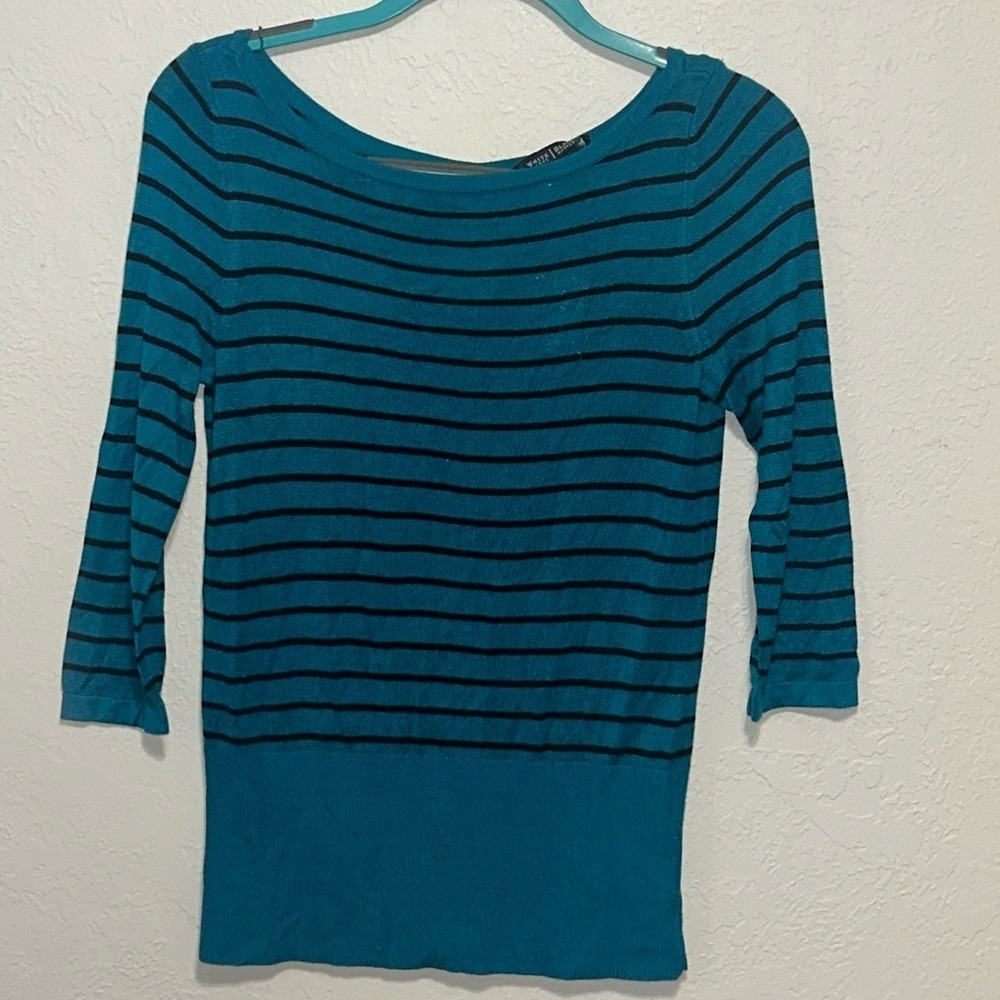 White House Black Market‎ Teal Striped Keyhole Back 3/4 Sleeve Top Small New
